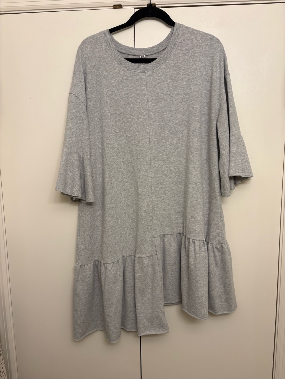 BP Asymmetrical Light Grey Short Sleeve Flounce Dress - L